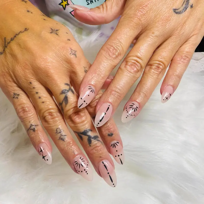Nude nails with fine black line art